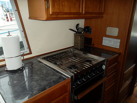 4200_Galley
